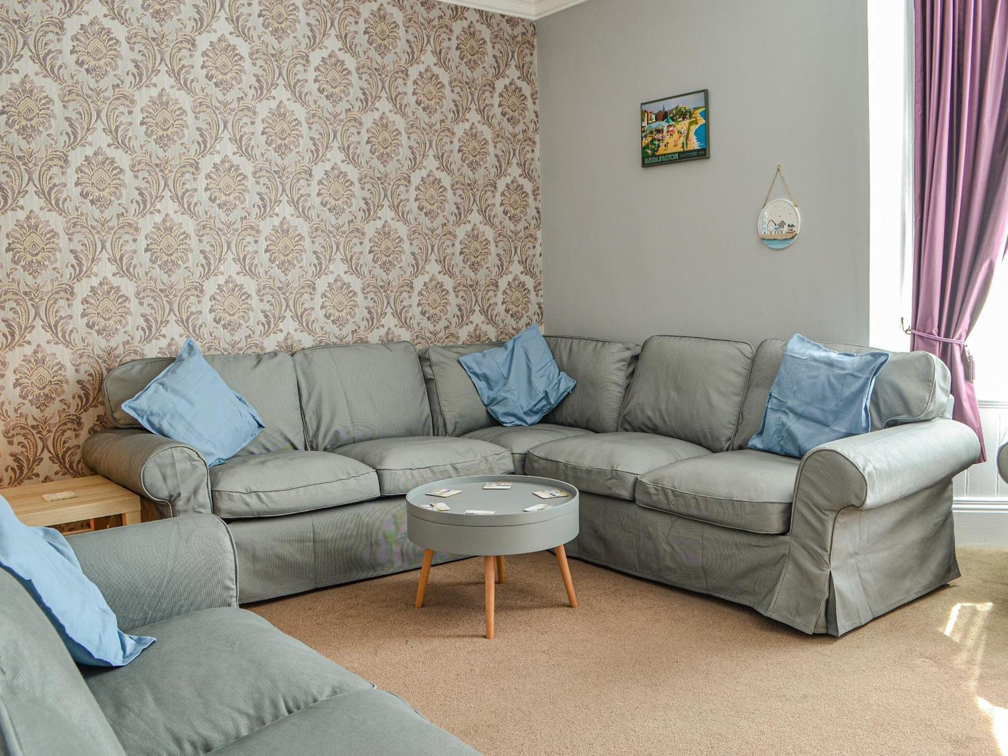 Zacks Seaside Stay Бринлингтон Экстерьер фото